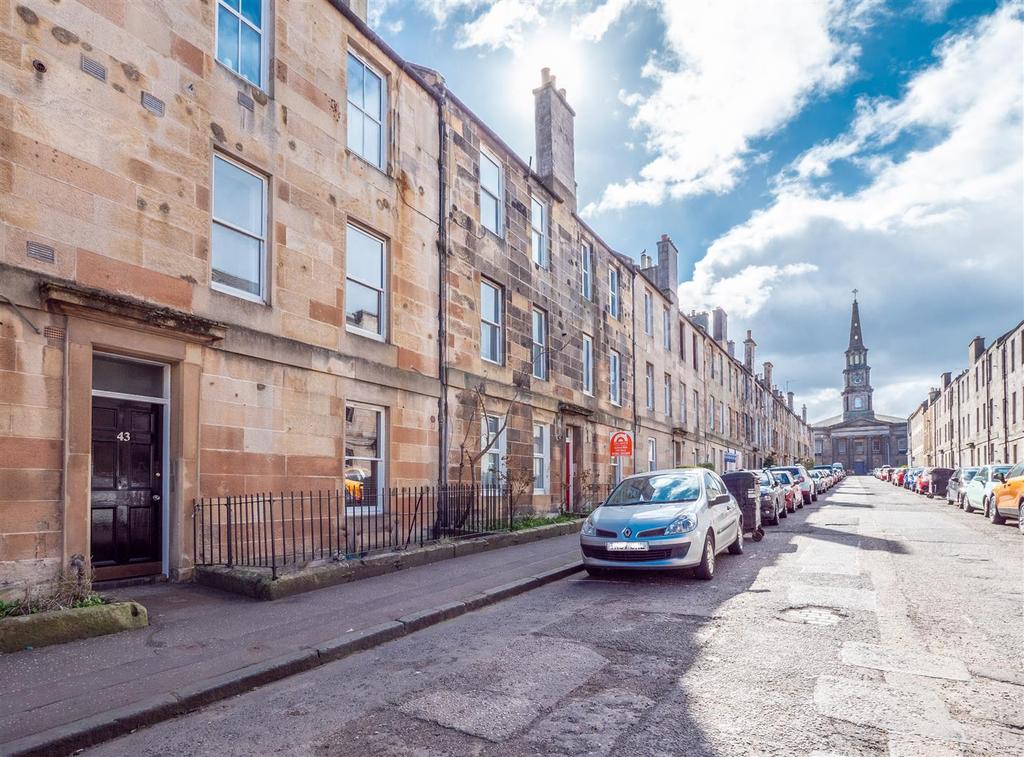 43/1 Prince Regent Street, Edinburgh, EH6 4AR 1 bed ground floor flat