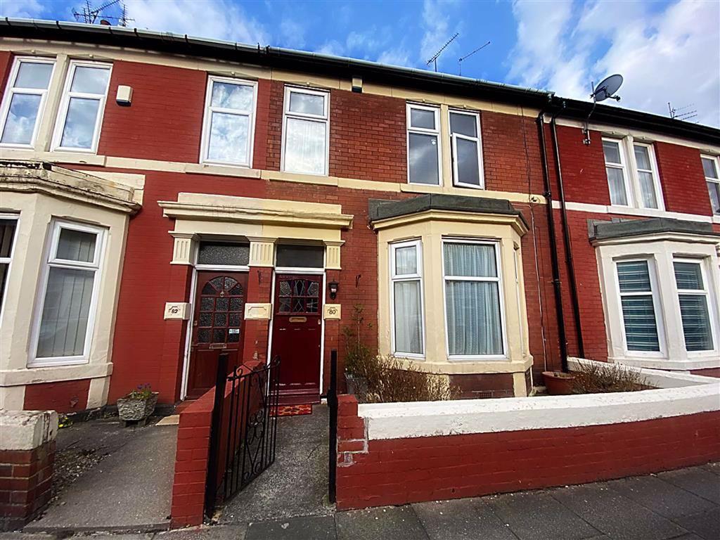 Laburnum Avenue, Wallsend, Tyne And Wear, NE28 4 bed terraced house for
