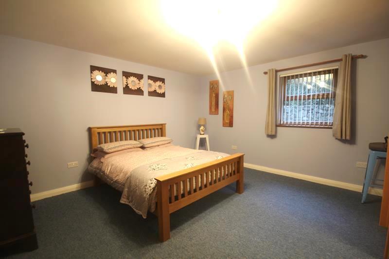 Llanfihangel Y Creuddyn 1 bed in a house share £350 pcm (£81 pw)
