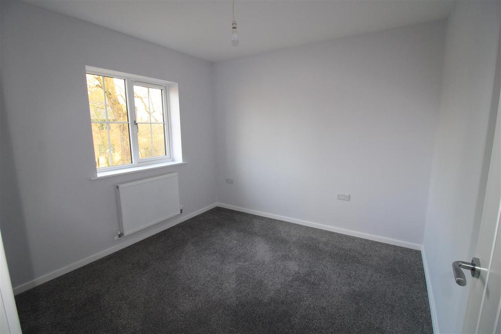 Bedroom 2.JPG