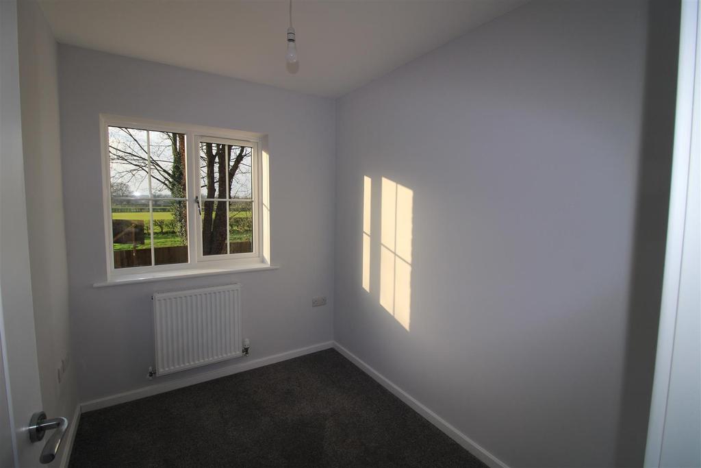 Bedroom 3.JPG