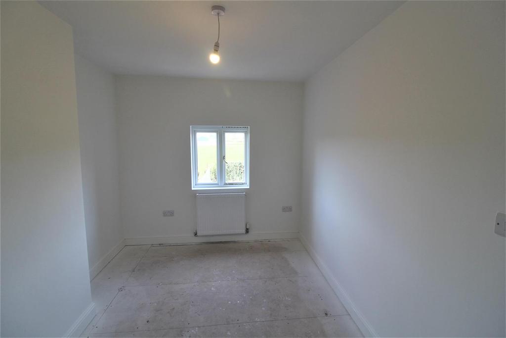 Bedroom 2.jpg