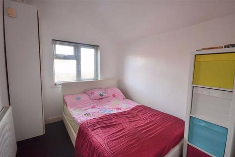 7 Blenheim Road, Gloucester, GL1 4ET