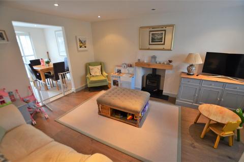 24 Old School Close, Caversfield, Bicester, OX27 8TW
