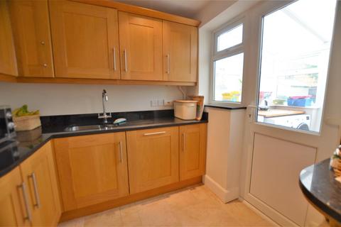 24 Old School Close, Caversfield, Bicester, OX27 8TW