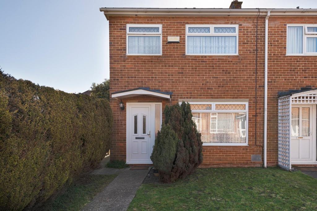 Laureate Close, Margate 3 bed end of terrace house £260,000