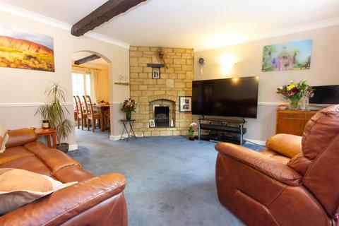 32 Broadway Close, Witney, OX28 5GG