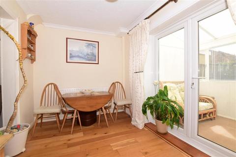 42 Celtic Road, Deal, CT14 9EF