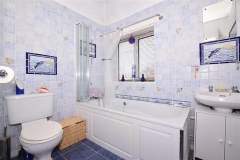 42 Celtic Road, Deal, CT14 9EF