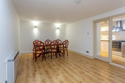 56/5 Timber Bush, Edinburgh, EH6 6QH