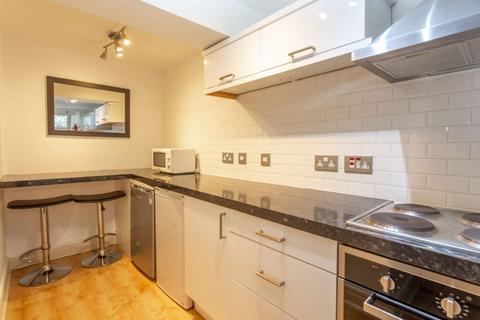 56/5 Timber Bush, Edinburgh, EH6 6QH