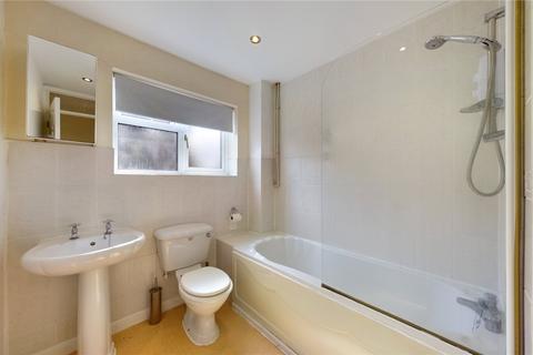 12 Carrington Crescent, Tadley, RG26 4XE