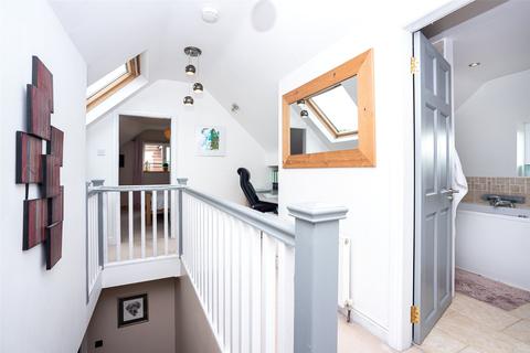 18 Cae Coed, Llandudno Junction, LL31 9LD