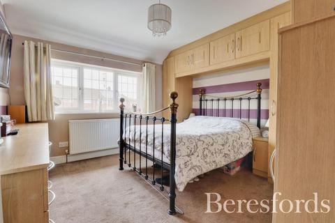 64 Penrith Road, Romford, RM3 9NJ