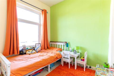 110 Broadbent Road, Oldham, OL1 4HY