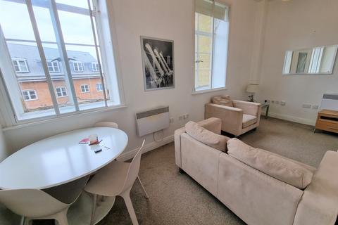 1 bedroom flat for sale, Constable Close, Barnet N11