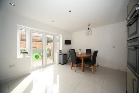 26 Green Close, Brookmans Park, Hatfield, AL9 7ST
