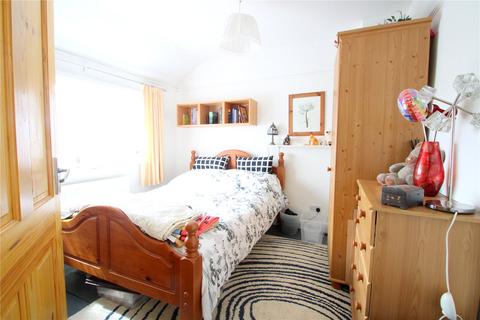 51 Avebury Road, Bristol, BS3 2QQ