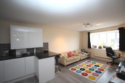1 bedroom flat to rent - Galsworthy Road, Kingston upon Thames KT2