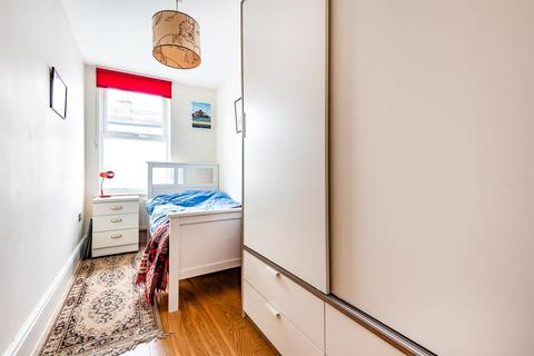 Flat 1, 37 - 39 Adys Road, London, SE15 4DX