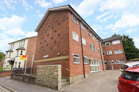undefined, Pembroke Court,  Oxford,  OX4