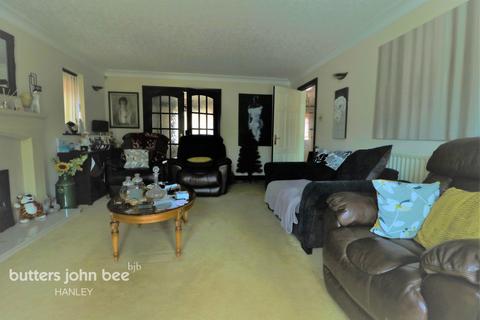 11 Sandy Hill, Werrington, Stoke-on-trent, ST9 0ET