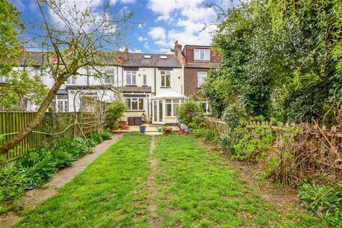 72 Endlebury Road, London, E4 6QG