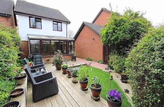3 bedroom semi detached house in hayes
