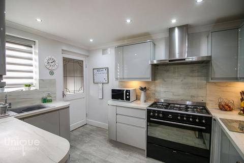 73 Witton Avenue, Fleetwood, FY7 8HH