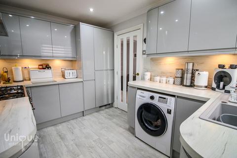 73 Witton Avenue, Fleetwood, FY7 8HH