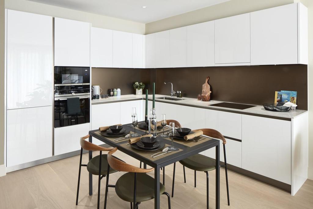 Kitchen (Main)
