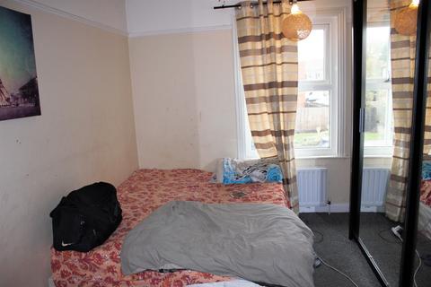 195 Coldhams Lane, Cambridge, CB1 3HY