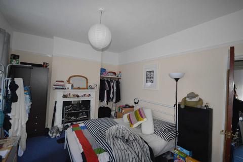 4 bedroom house to rent, Cumberland Road, Plaistow