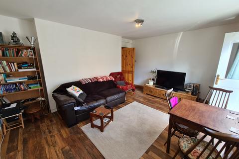 2 bedroom flat for sale, Conmere Square, Hulme, Manchester, M15 6DE