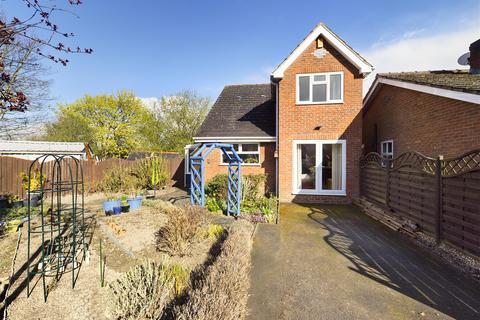 4 Blackthorn Close, Hasland, Chesterfield, S41 0DY