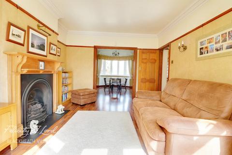 244 Wricklemarsh Road, London, SE3 8DW
