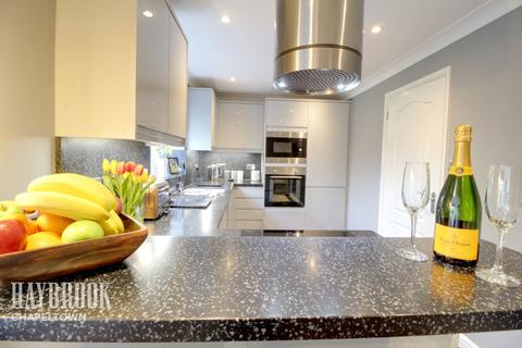 41 Thorncliffe View, Chapeltown, Sheffield, S35 3XU