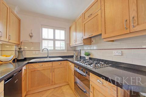 Flat 1, Leighton House, 13 Glade Road, Marlow, SL7 1EA