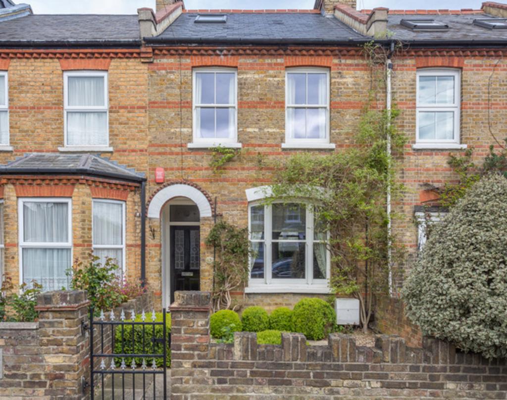 Bolton Road Windsor 3 bed terraced house £669,950