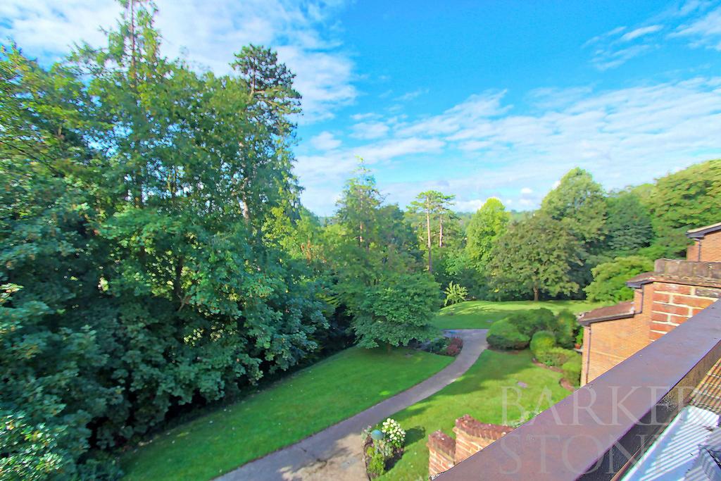 Charm and space at Place... 3 bed apartment £399,950
