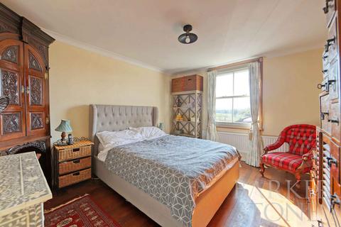 Bramley Cottage Hedsor Road, Bourne End, SL8 5EE