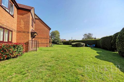 Flat 2, Denton Court Bobmore Lane, Marlow, SL7 1GW
