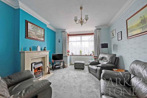 19 Highfield Road, Caterham, CR3 6QX