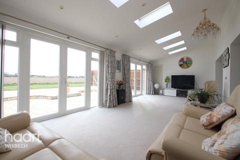 20 Cambridge Drive, Wisbech, PE13 1SE
