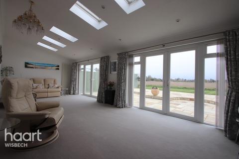 20 Cambridge Drive, Wisbech, PE13 1SE