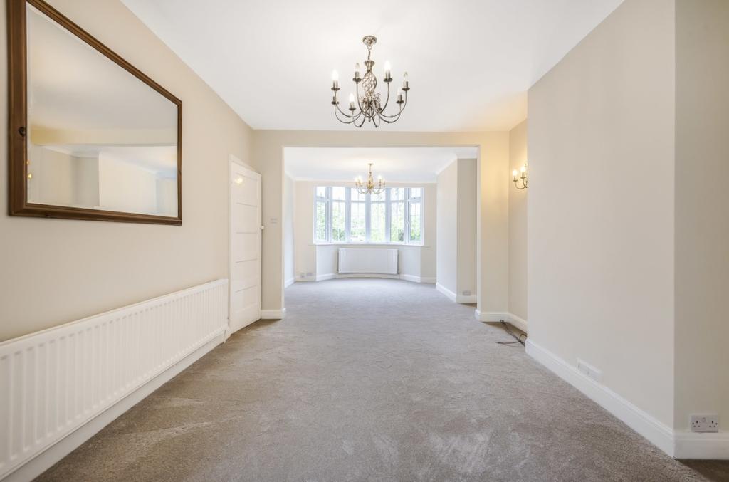 Twyford Abbey Road London NW10 3 bed house £1,875 pcm (£433 pw)