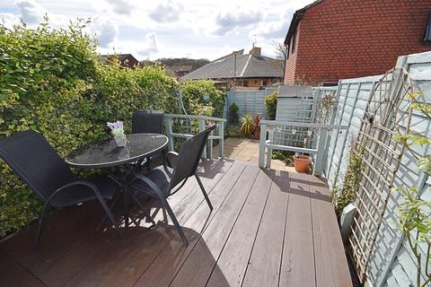 15 Stapleford Close, London, E4 6XR