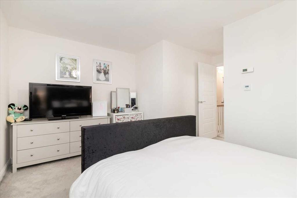 Bedroom One (2)