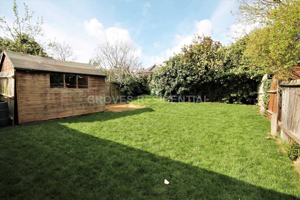 Montem Road, New Malden 2 bed £1,450 pcm (£335 pw)
