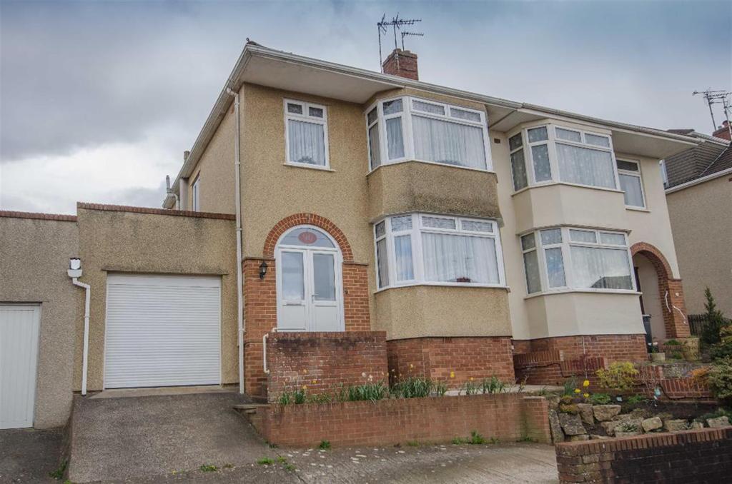 Oakdale Road, Downend, Bristol, BS16 6EG 3 bed semidetached house £